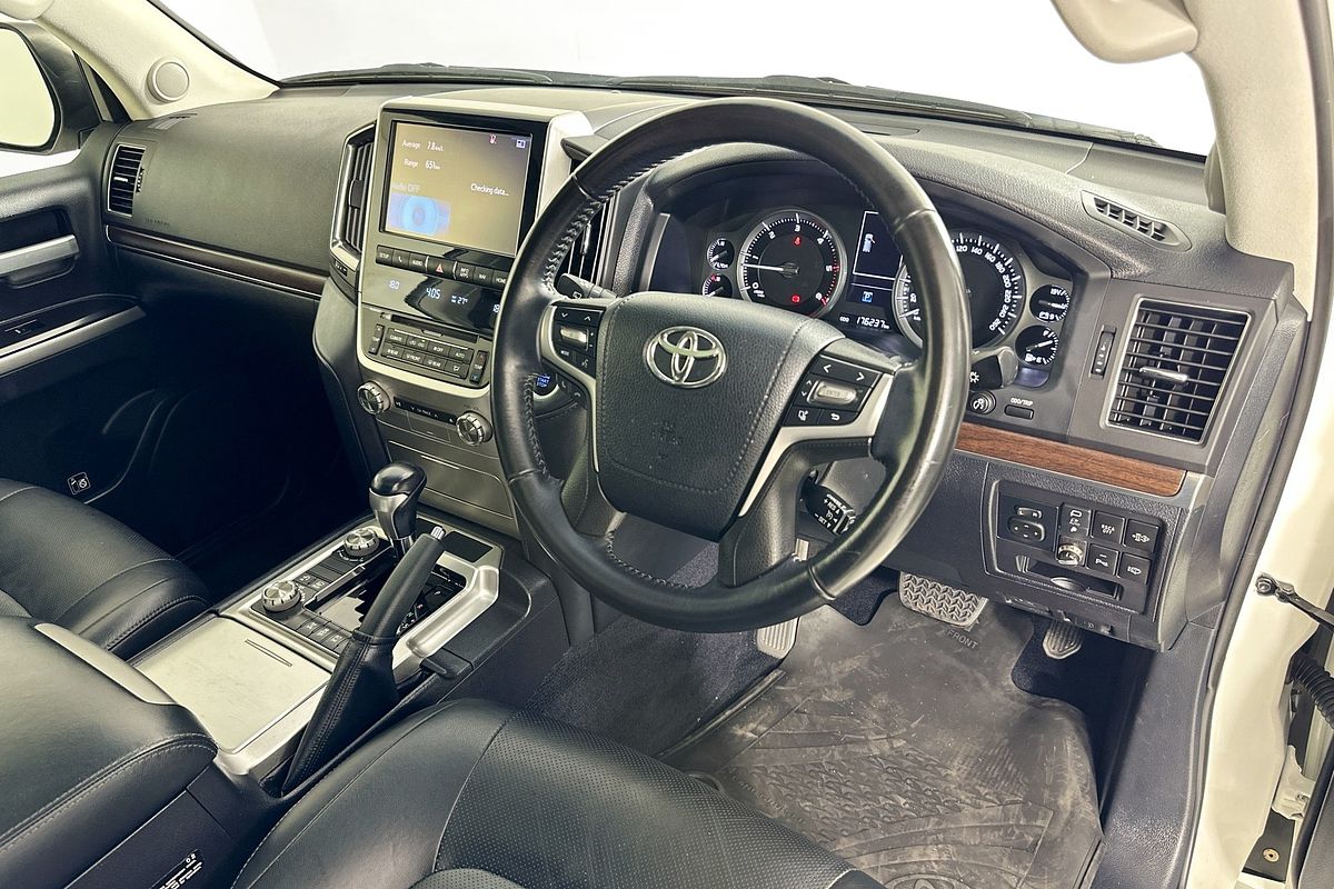 2018 Toyota LANDCRUISER VX (4x4) VDJ200R MY16