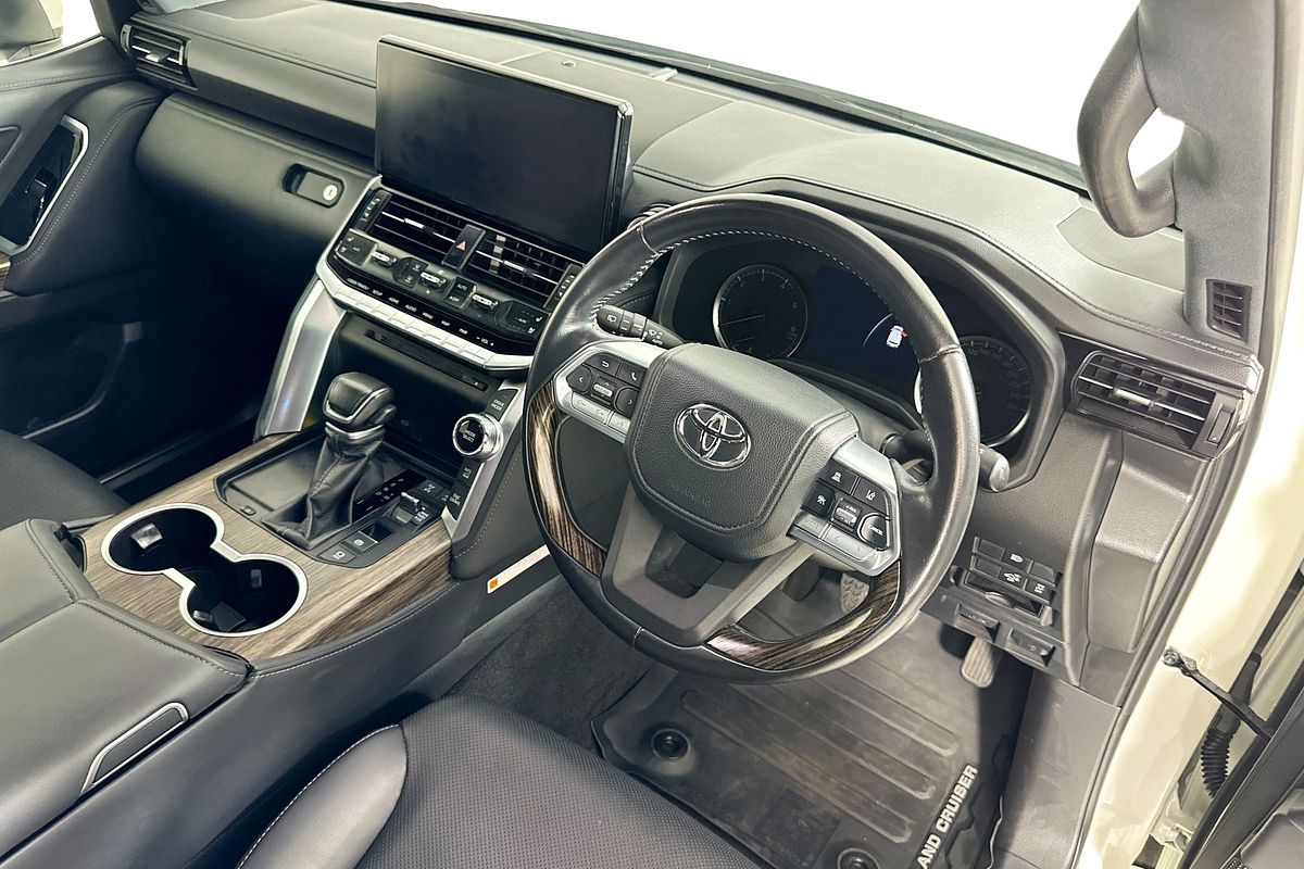 2023 Toyota Landcruiser LC300 VX (4x4) FJA300R