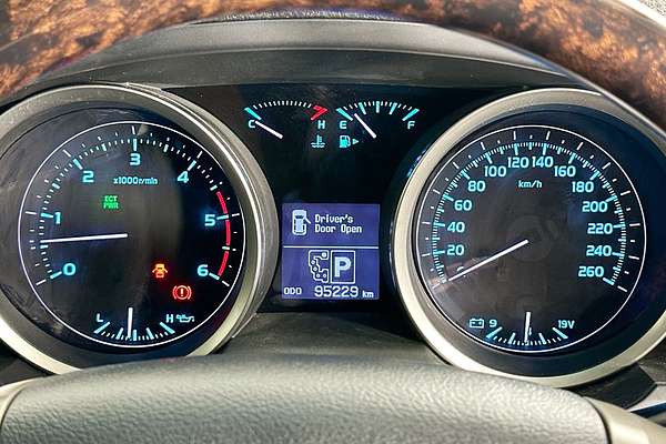 2011 Toyota LANDCRUISER SAHARA (4x4) VDJ200R 09 UPGRADE