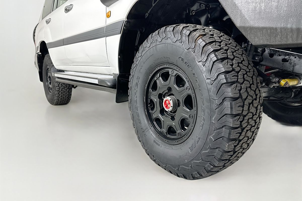 2004 Toyota Landcruiser GXL (4x4) HZJ105R
