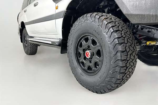 2004 Toyota Landcruiser GXL (4x4) HZJ105R