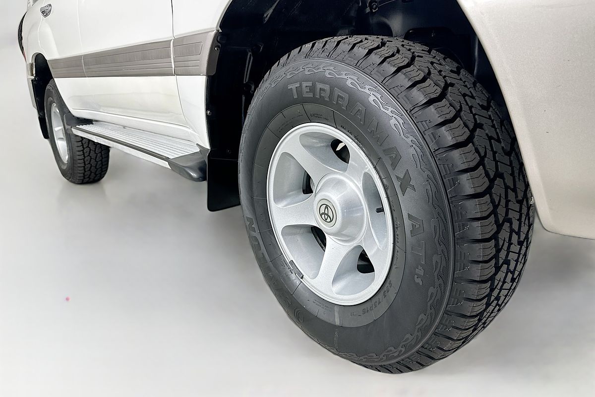 2001 Toyota LANDCRUISER 50th ANNIVERSARY (4x4) FZJ105R