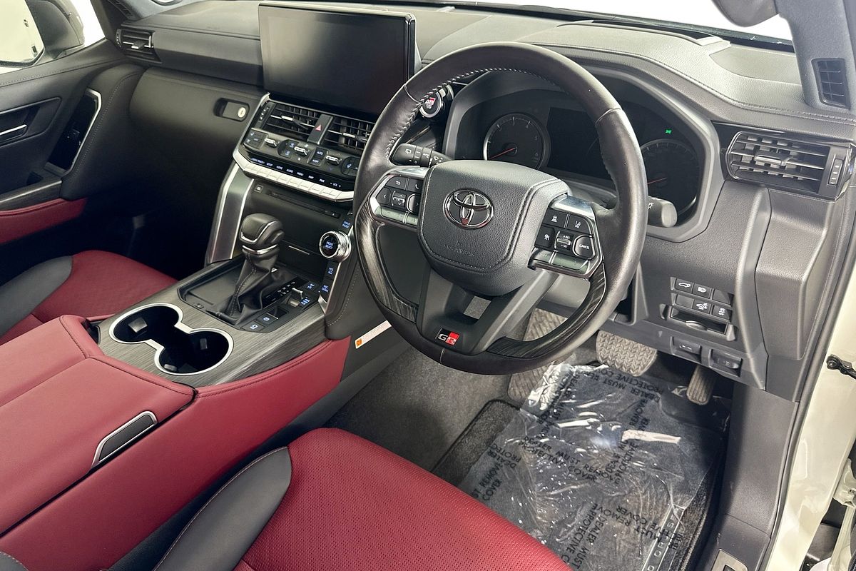 2023 Toyota LANDCRUISER LC300 GR-S (4x4) FJA300R