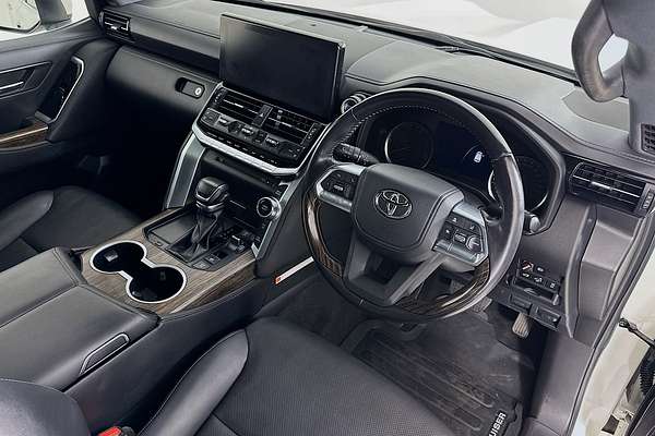 2022 Toyota Landcruiser VX FJA300R