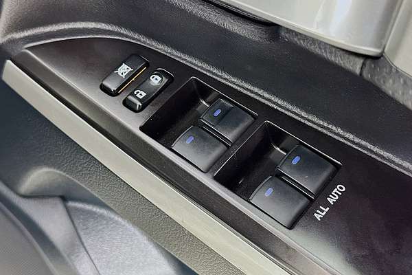2020 Toyota LANDCRUISER LC200 SAHARA (4x4) VDJ200R