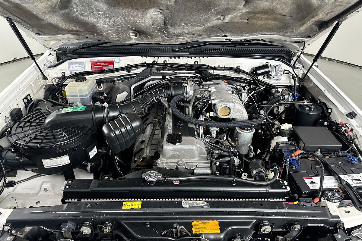 2001 Toyota LANDCRUISER 50th ANNIVERSARY (4x4) FZJ105R