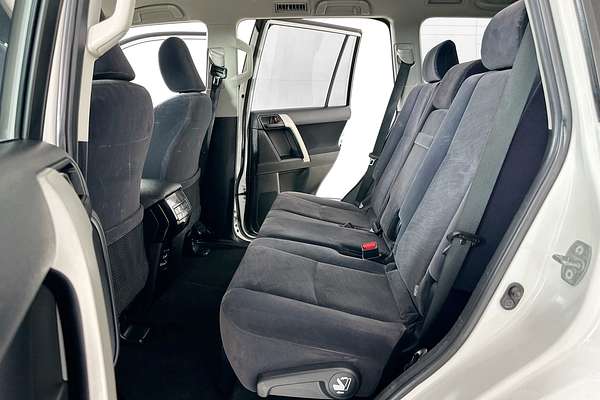 2013 Toyota LANDCRUISER PRADO GXL (4x4) KDJ150R 11 UPGRADE