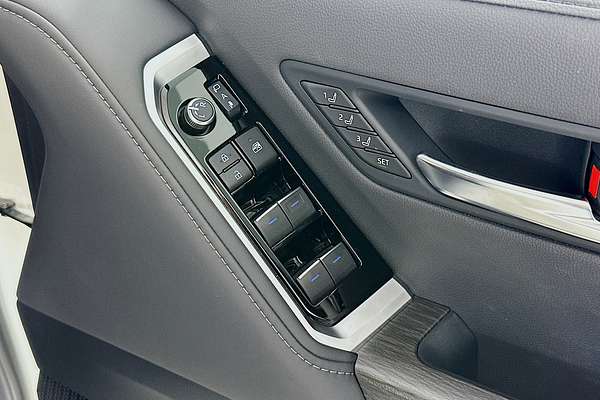 2023 Toyota Landcruiser LC300 GR-S (4x4) FJA300R