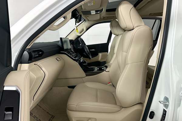 2023 Toyota LANDCRUISER LC300 VX (4x4) FJA300R