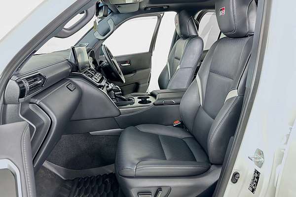 2024 Toyota Landcruiser LC300 GR-S (4x4) FJA300R