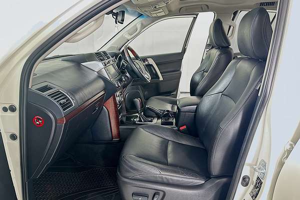 2017 Toyota Landcruiser PRADO KAKADU (4x4) GDJ150R MY17