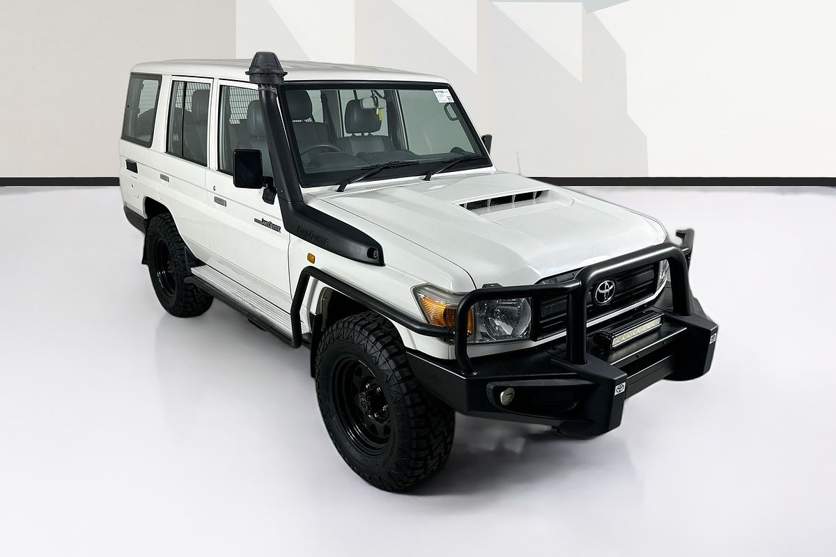 2017 Toyota LANDCRUISER WORKMATE (4x4) VDJ76R MY18