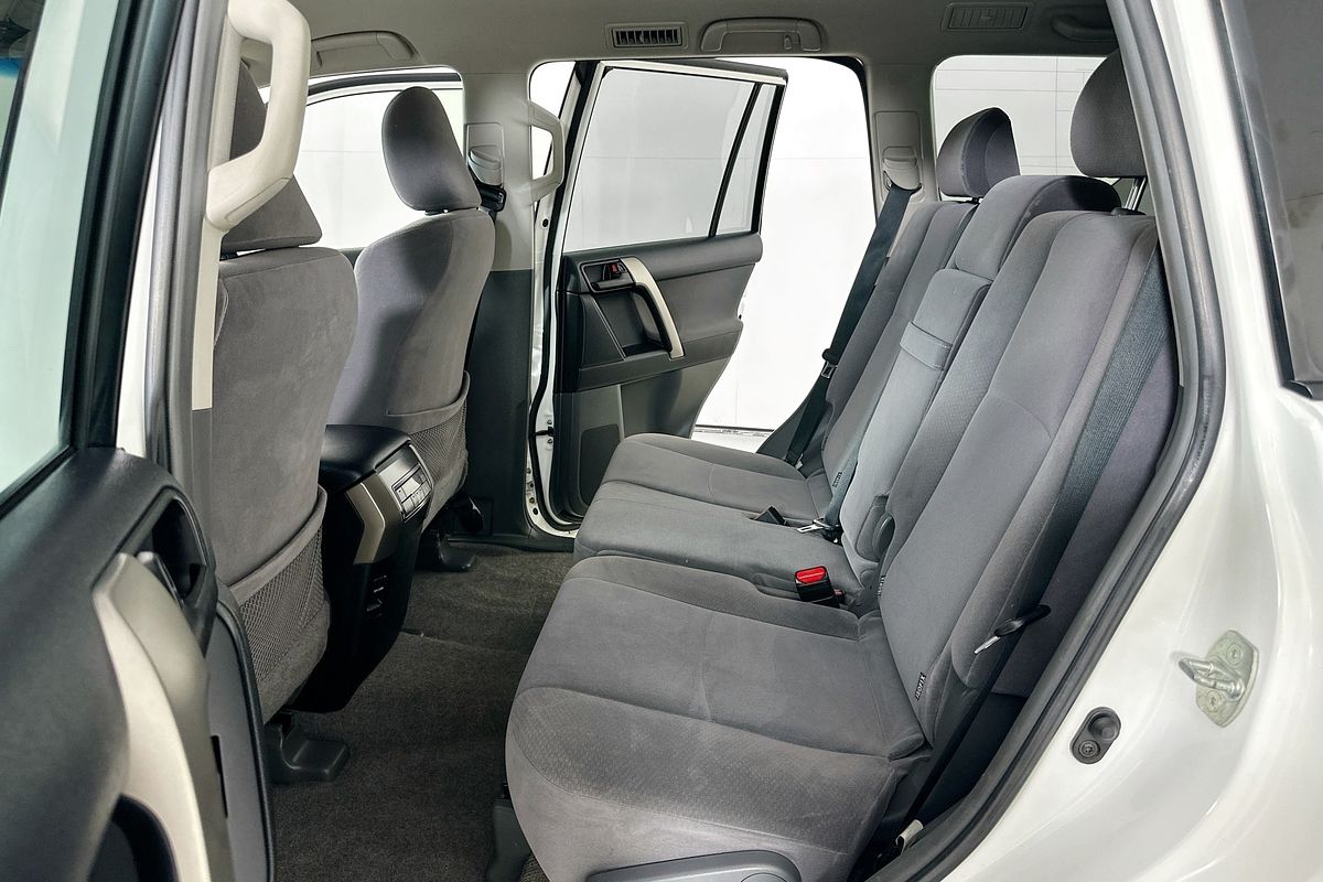 2013 Toyota LANDCRUISER PRADO GXL (4x4) KDJ150R 11 UPGRADE