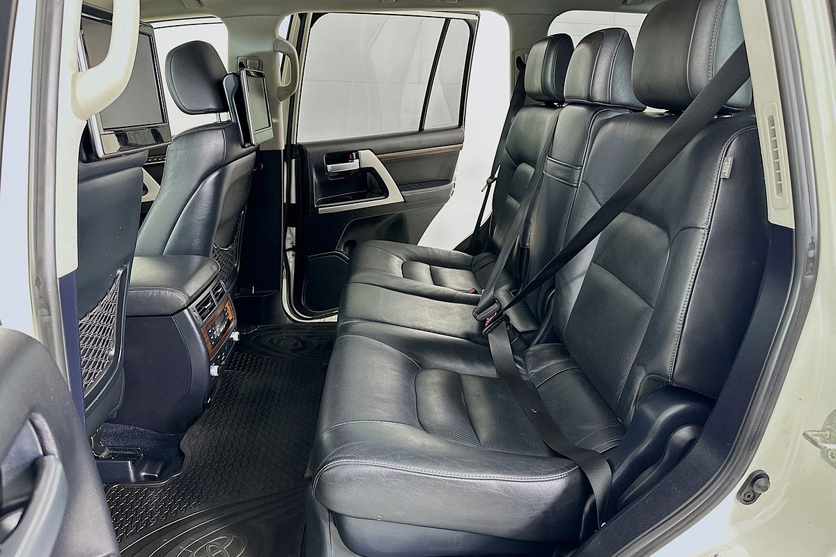 2017 Toyota LANDCRUISER SAHARA (4x4) VDJ200R MY16