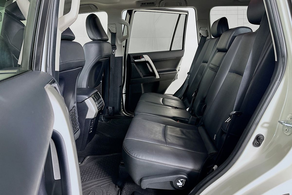 2019 Toyota LANDCRUISER PRADO KAKADU (4x4) GDJ150R