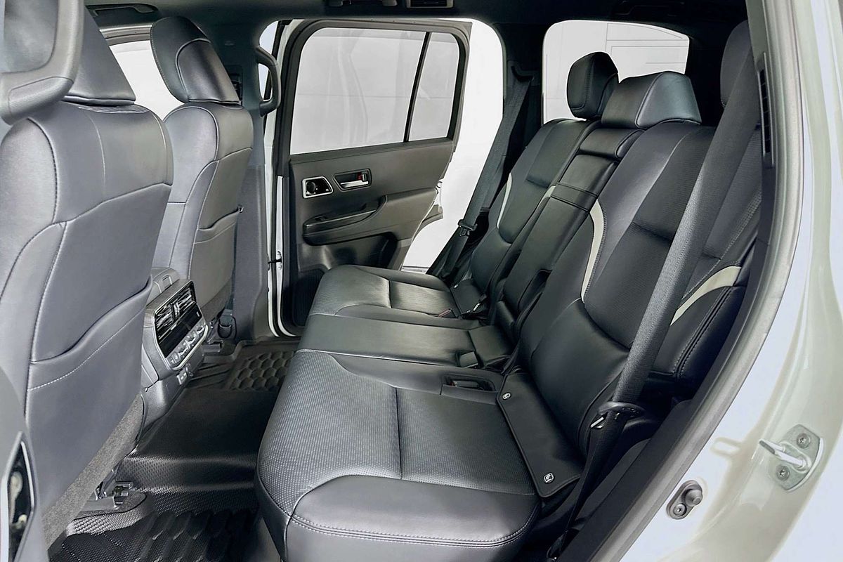 2024 Toyota Landcruiser LC300 GR-S (4x4) FJA300R