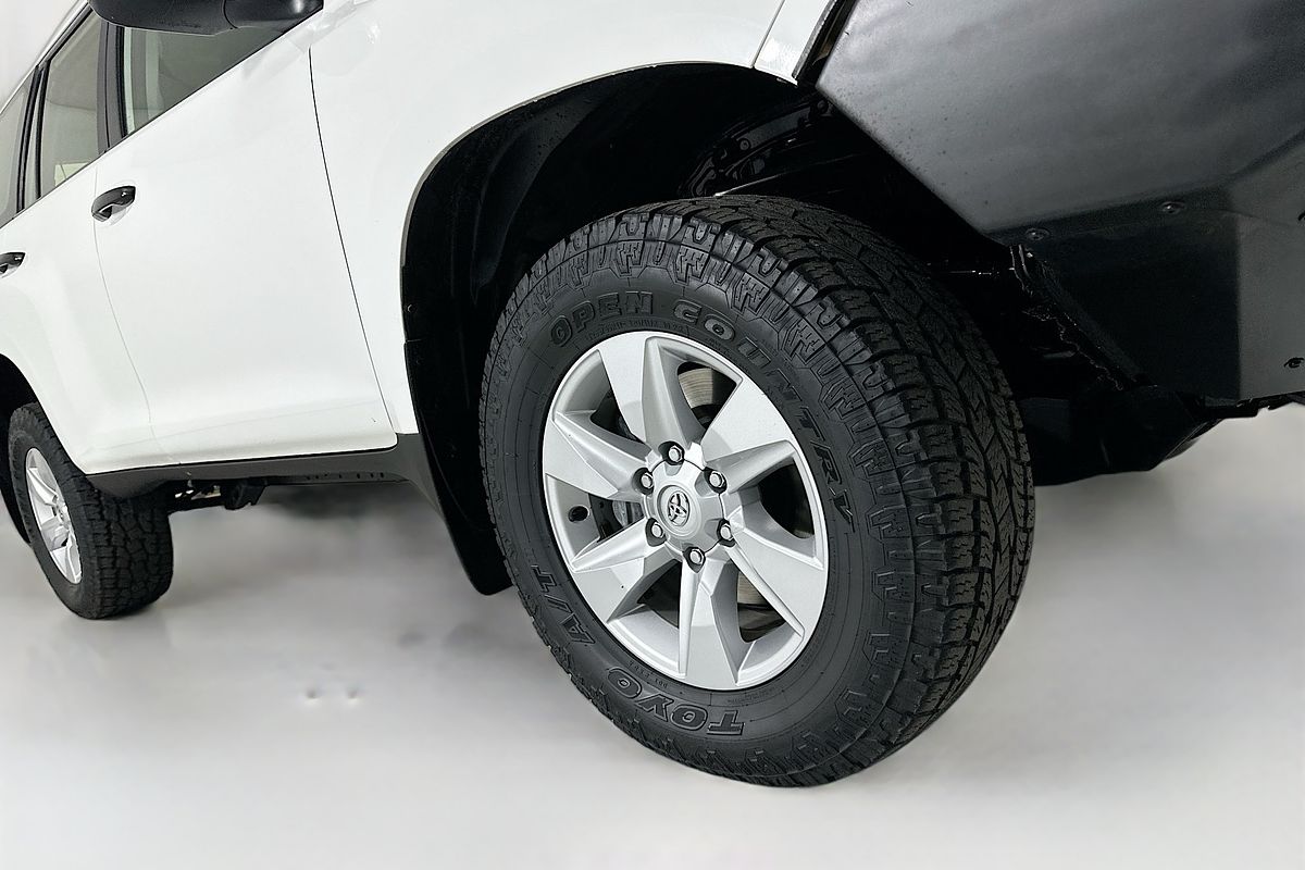 2017 Toyota LANDCRUISER GX GDJ150R