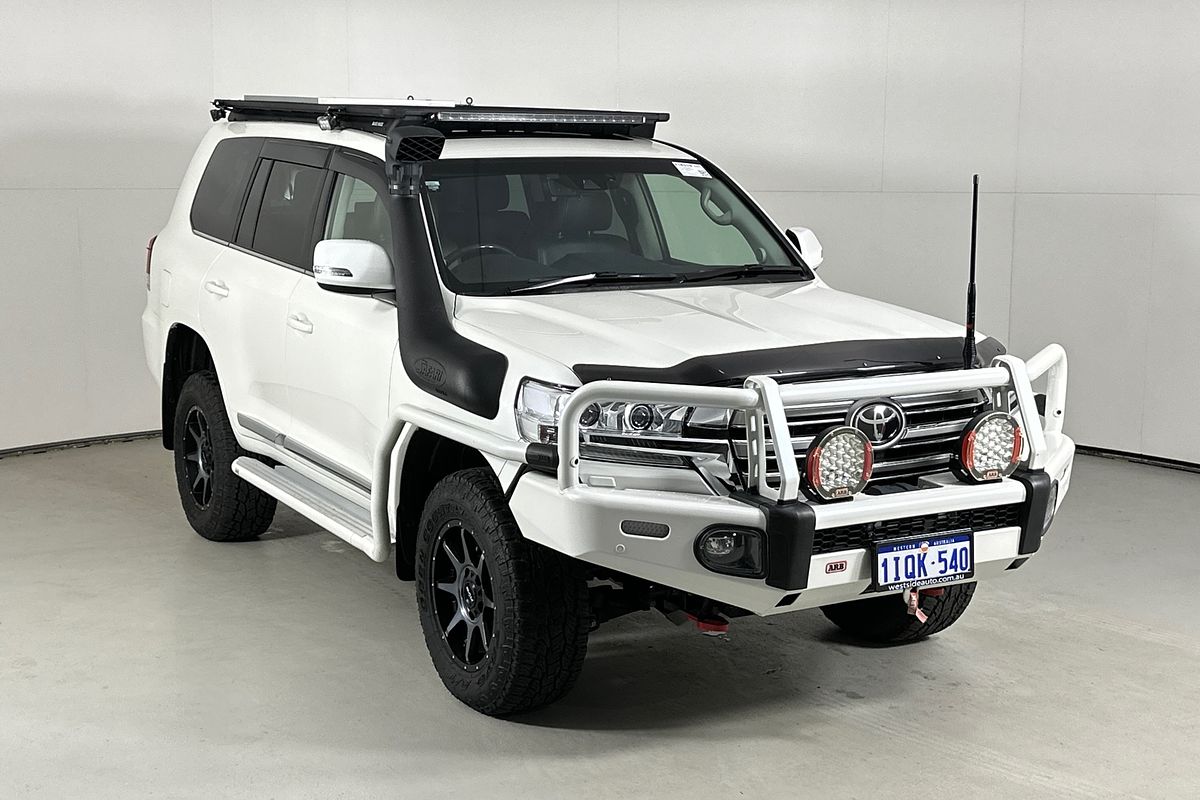 2021 Toyota LANDCRUISER LC200 SAHARA (4x4) VDJ200R