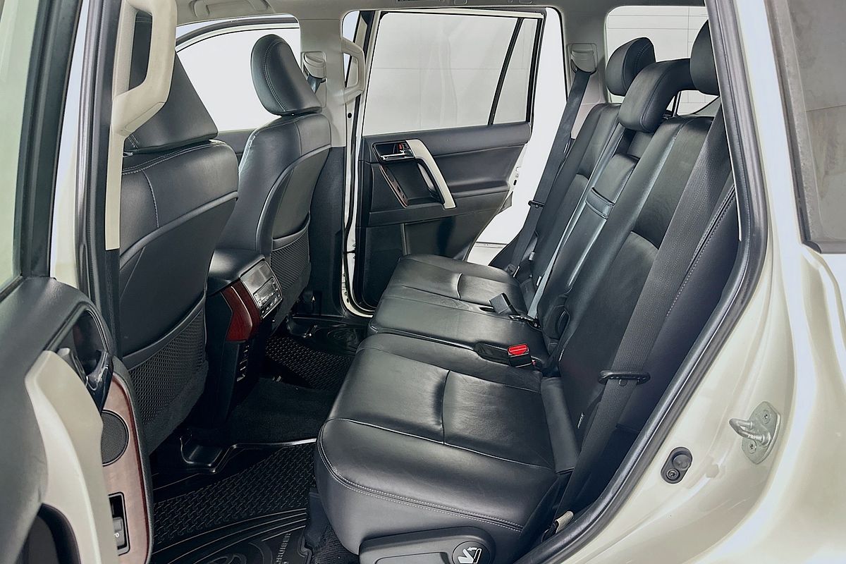 2017 Toyota Landcruiser PRADO KAKADU (4x4) GDJ150R MY17
