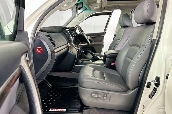 2011 Toyota LANDCRUISER SAHARA (4x4) VDJ200R 09 UPGRADE