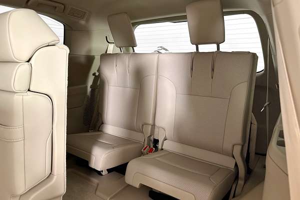 2023 Toyota LANDCRUISER LC300 VX (4x4) FJA300R