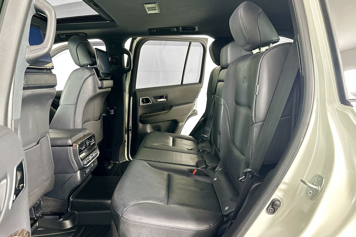 2022 Toyota LANDCRUISER LC300 SAHARA (4x4) FJA300R