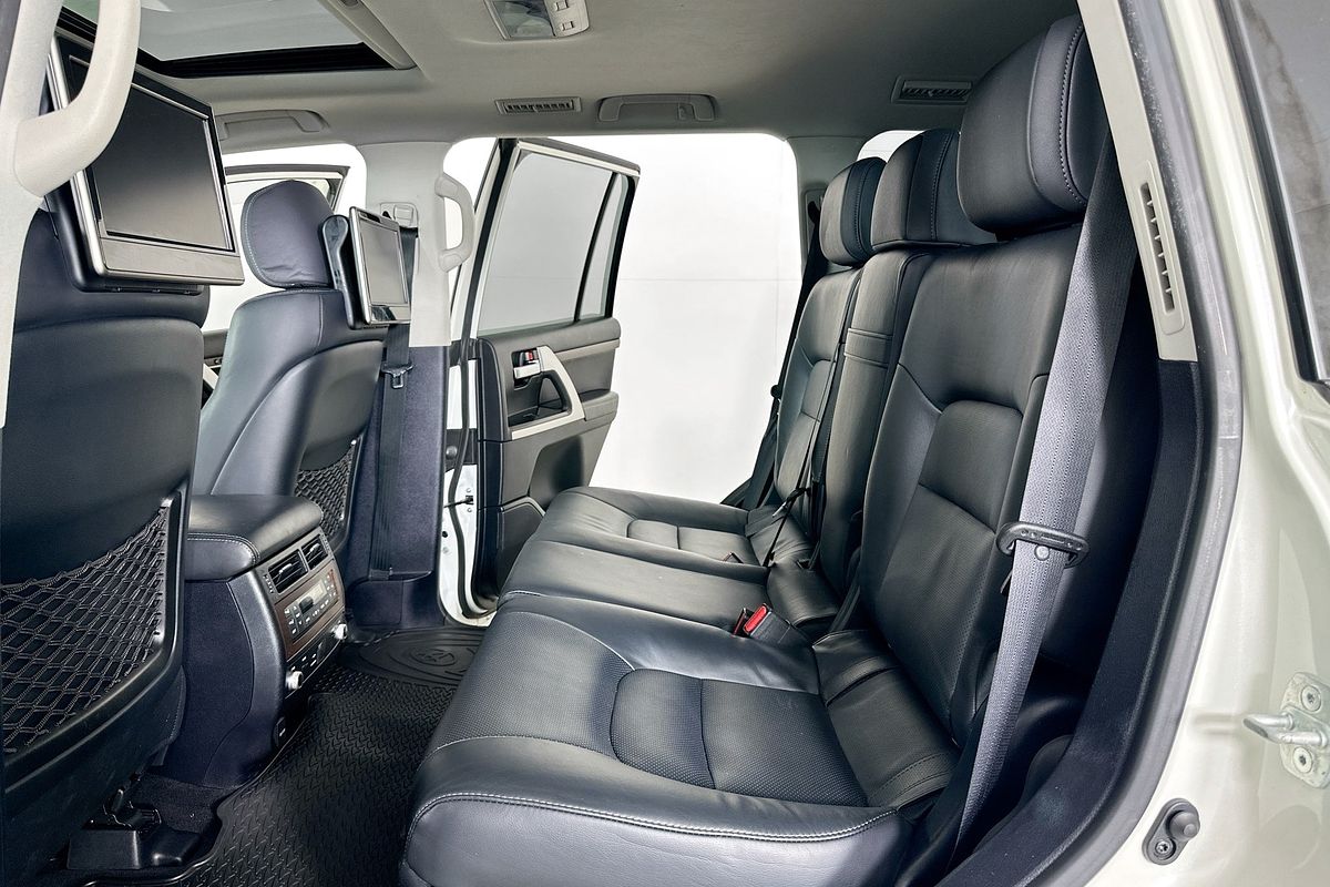 2019 Toyota LANDCRUISER LC200 SAHARA (4x4) VDJ200R