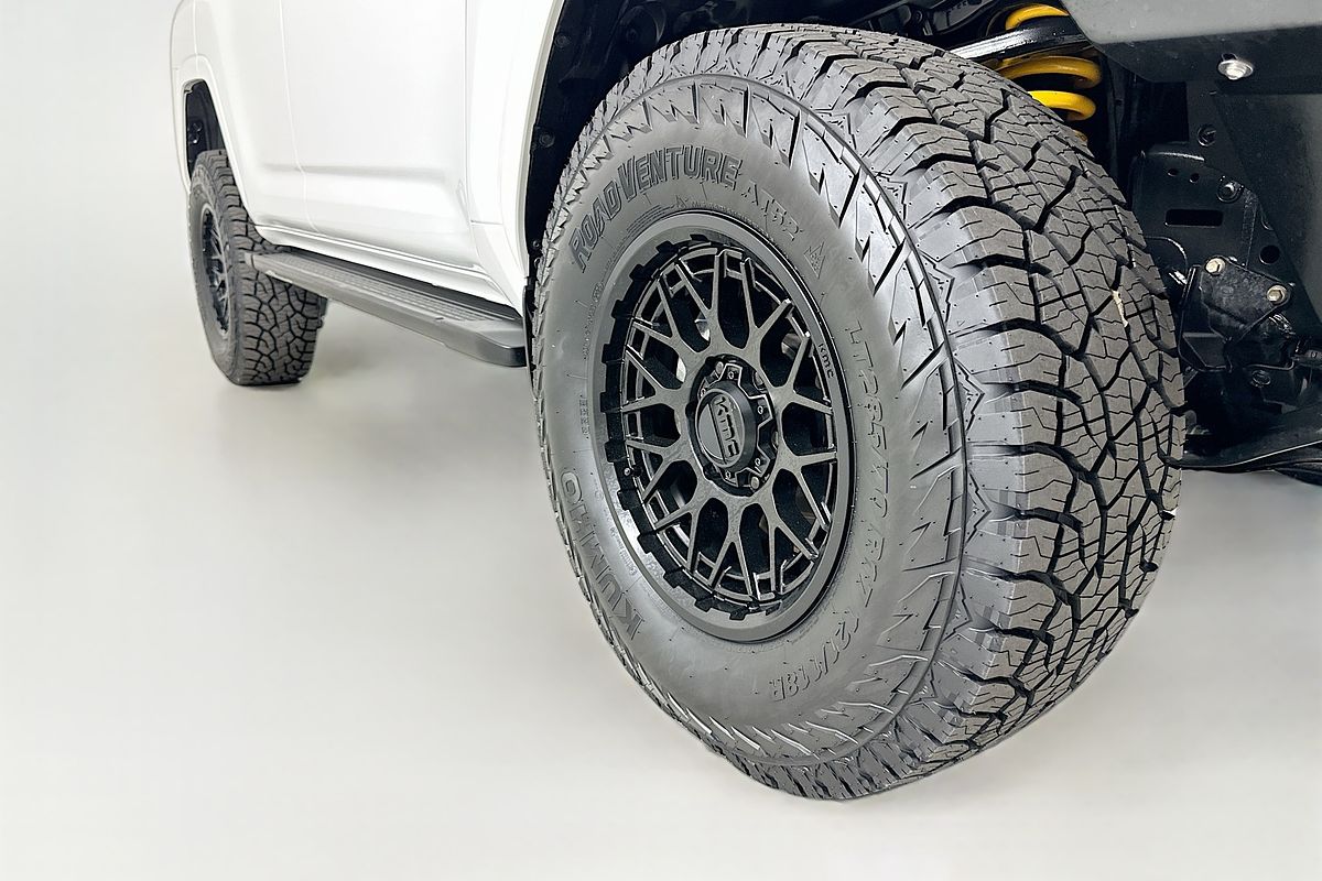 2023 Toyota LANDCRUISER LC300 GXL (4x4) FJA300R