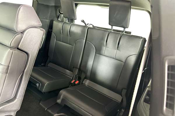 2023 Toyota Landcruiser LC300 VX (4x4) FJA300R