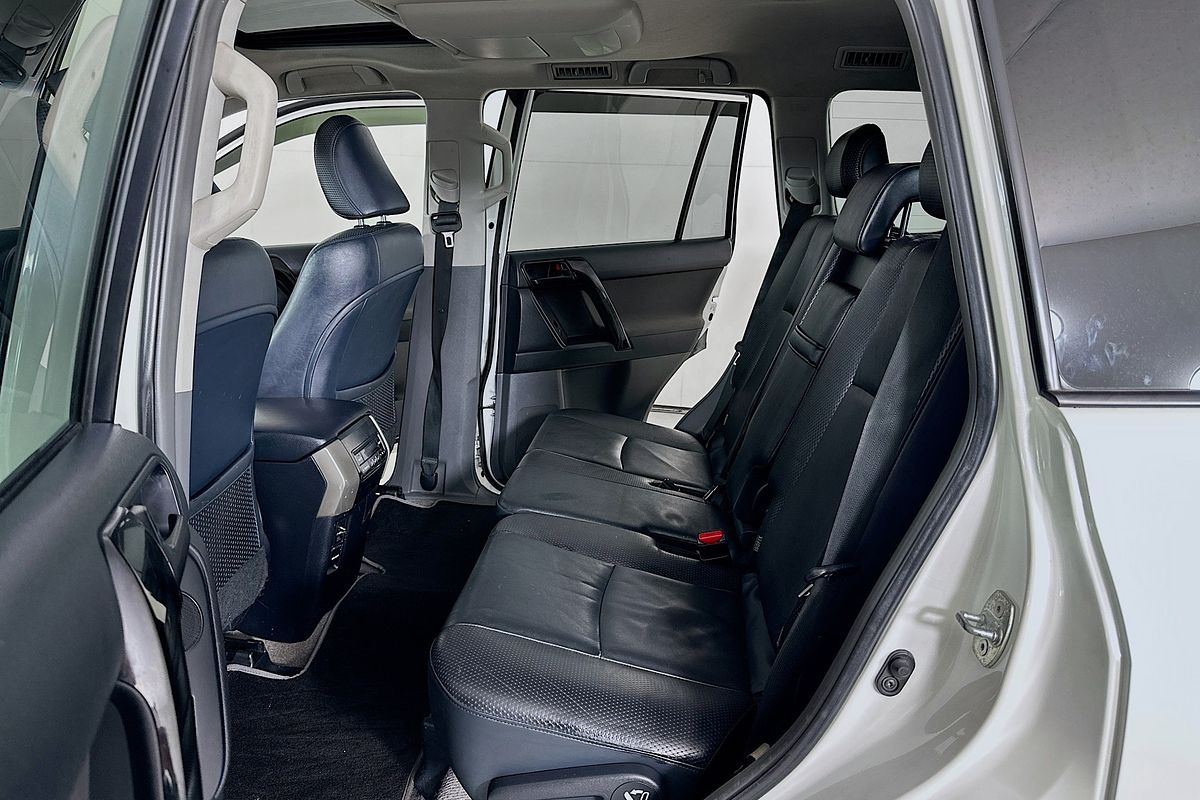 2013 Toyota LANDCRUISER PRADO ALTITUDE (4x4) KDJ150R 11 UPGRADE