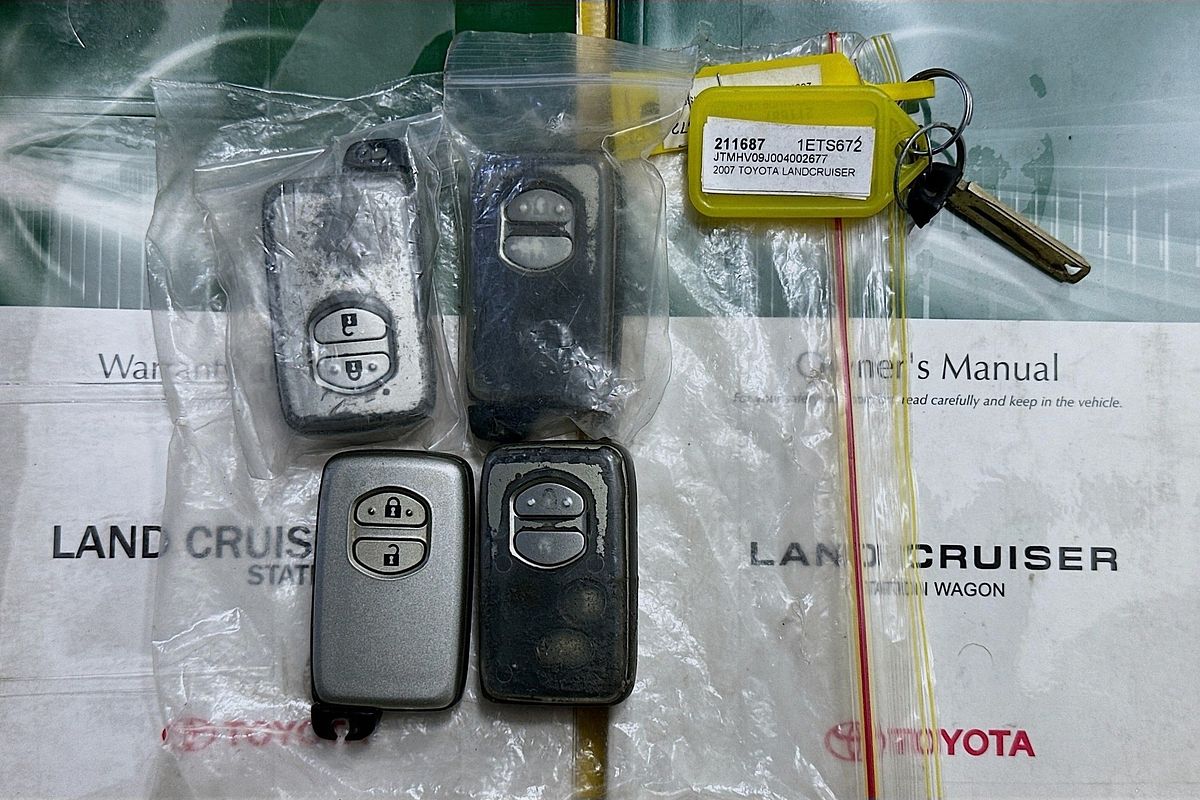 2007 Toyota LANDCRUISER GXL (4x4) VDJ200R