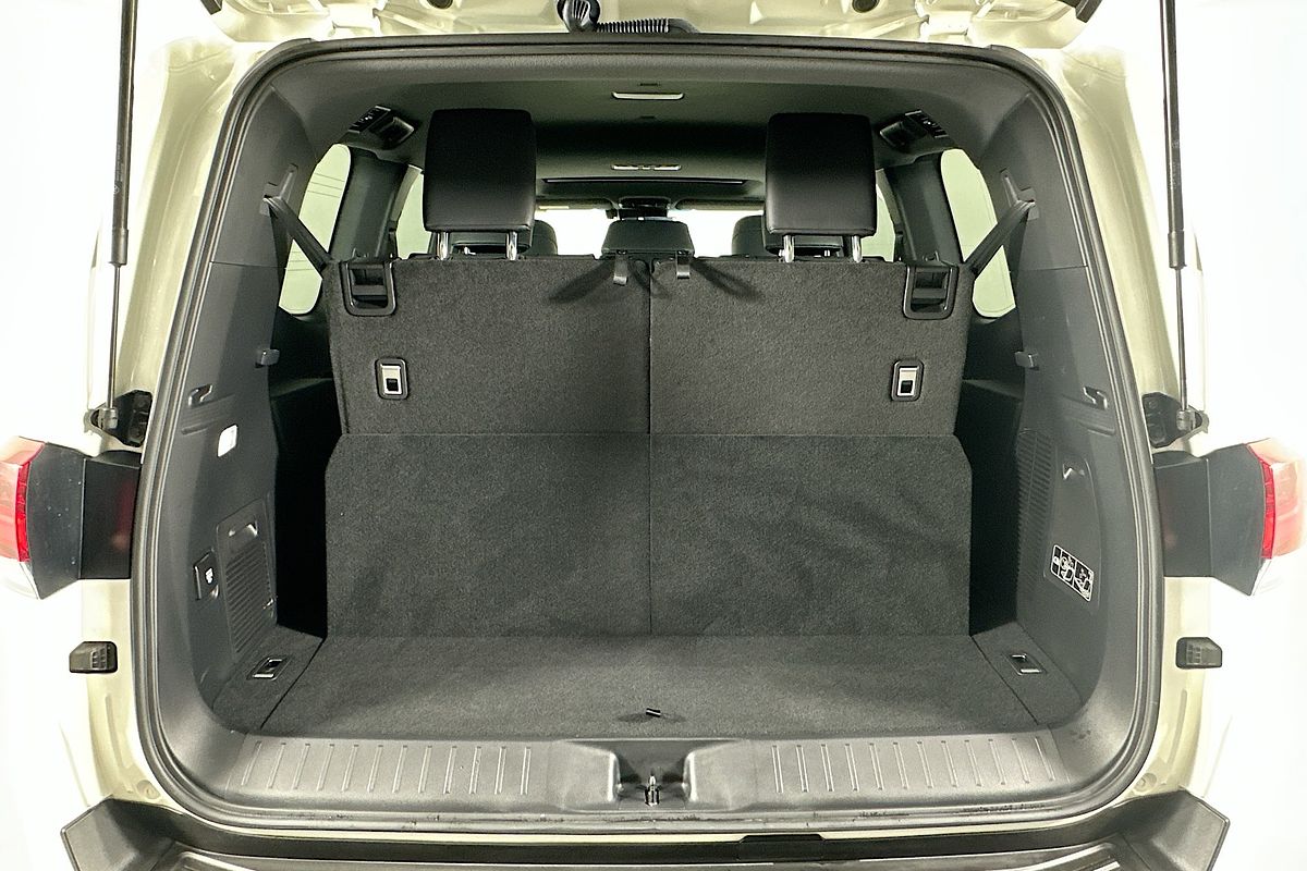 2024 Toyota LANDCRUISER VX FJA300R