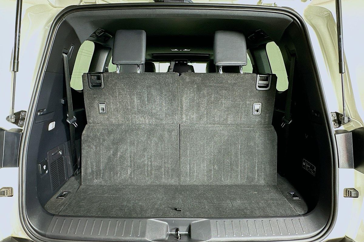 2022 Toyota LANDCRUISER LC300 VX (4x4) FJA300R