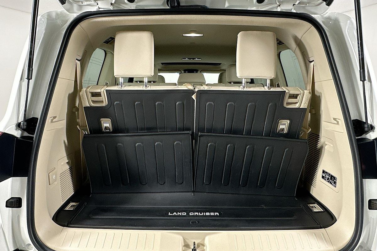 2022 Toyota LANDCRUISER LC300 VX (4x4) FJA300R