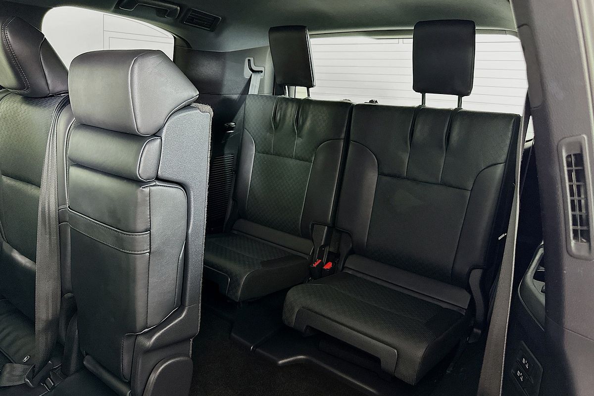 2022 Toyota Landcruiser LC300 SAHARA (4x4) FJA300R