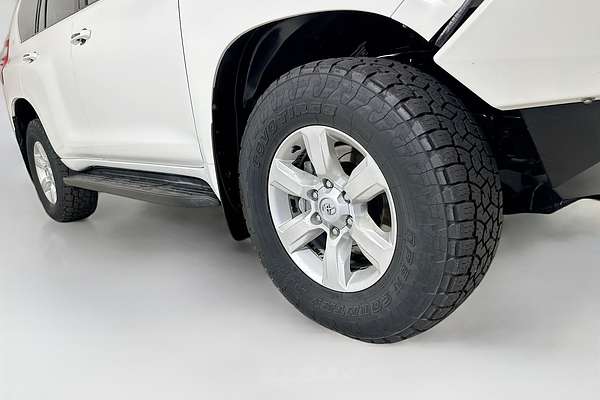 2013 Toyota LANDCRUISER PRADO GXL (4x4) KDJ150R 11 UPGRADE