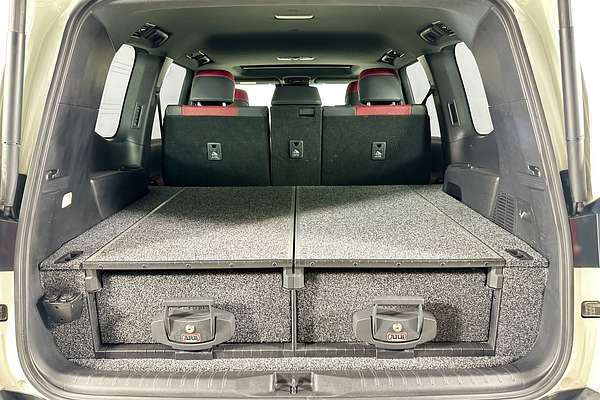 2023 Toyota LANDCRUISER LC300 GR-S (4x4) FJA300R