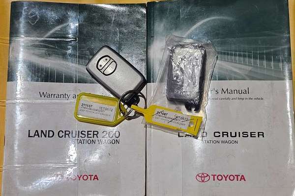 2007 Toyota LANDCRUISER GXL (4x4) VDJ200R