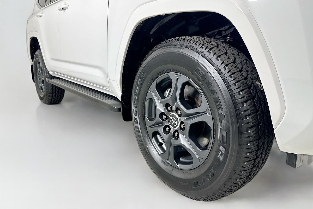 2023 Toyota LANDCRUISER LC300 VX (4x4) FJA300R