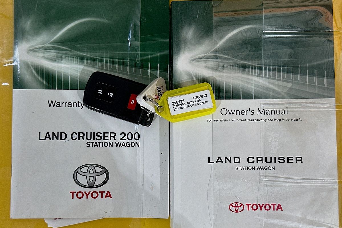 2017 Toyota LANDCRUISER VX (4x4) VDJ200R MY16