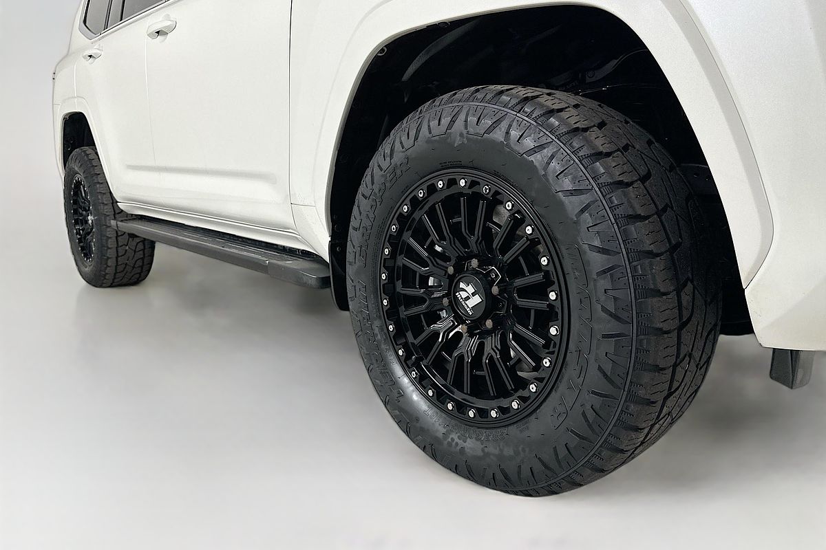 2022 Toyota Landcruiser VX FJA300R