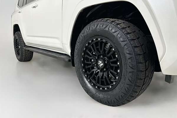 2022 Toyota Landcruiser VX FJA300R