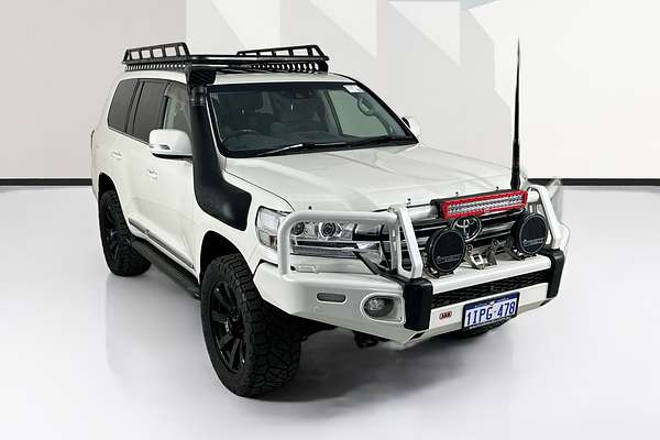 2016 Toyota LANDCRUISER Sahara VDJ200R
