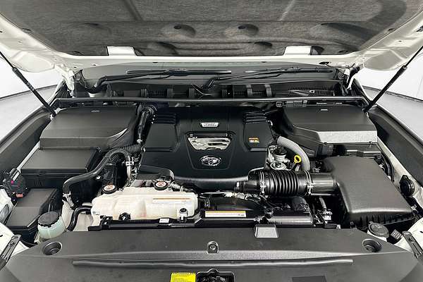 2022 Toyota LANDCRUISER LC300 SAHARA (4x4) FJA300R