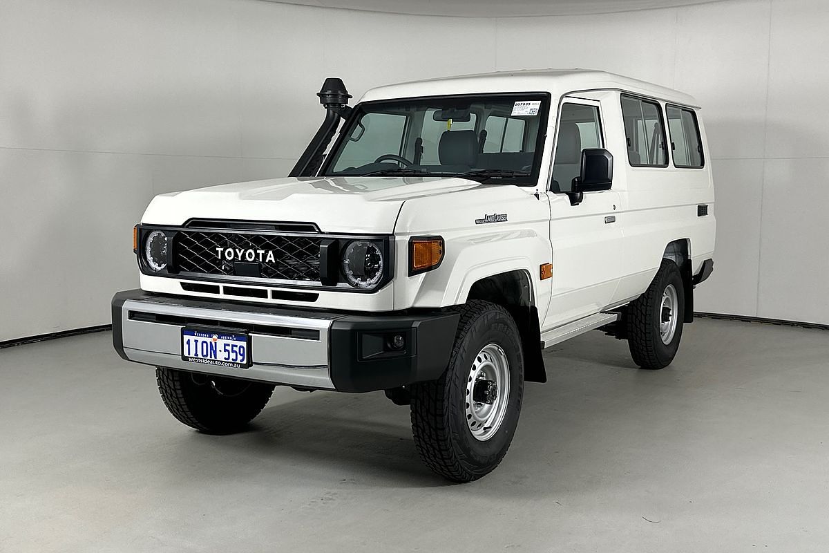 2024 Toyota Landcruiser GXL Troopcarrier GDJL78R