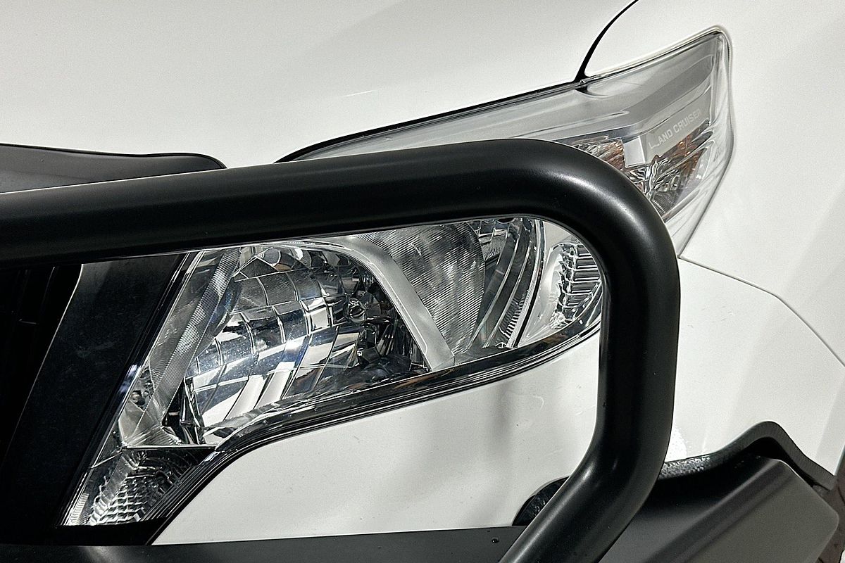 2017 Toyota LANDCRUISER GX GDJ150R