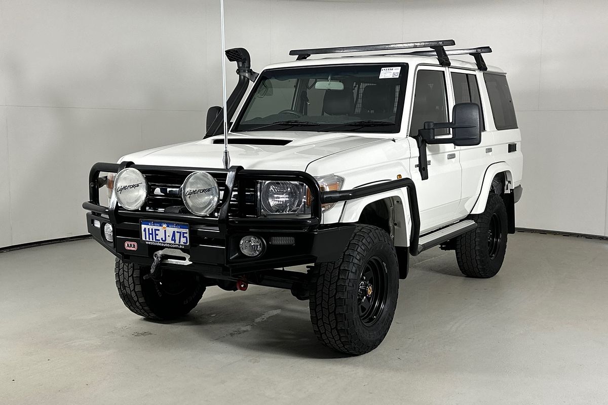 2014 Toyota LANDCRUISER GXL (4x4) VDJ76R MY12 UPDATE