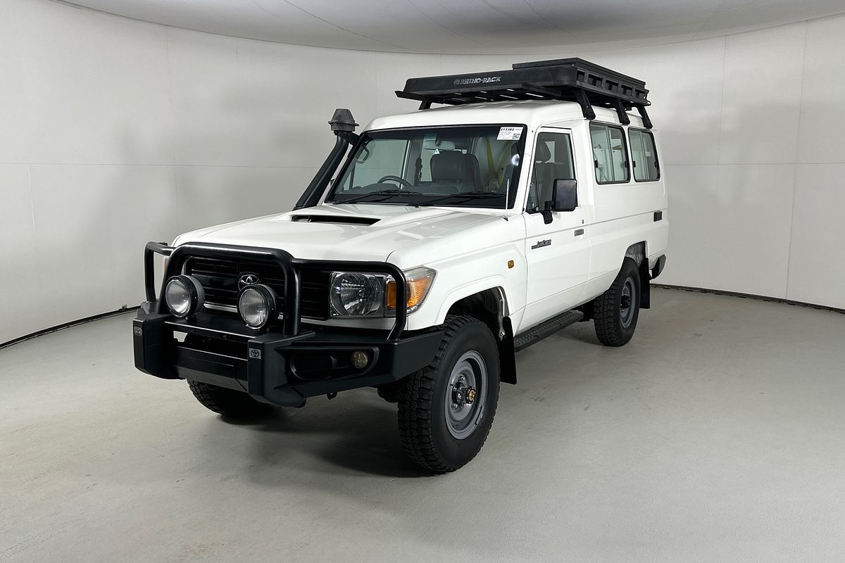 2015 Toyota LANDCRUISER WORKMATE (4x4) 2 SEAT VDJ78R MY12 UPDATE