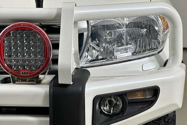 2011 Toyota LANDCRUISER SAHARA (4x4) VDJ200R 09 UPGRADE