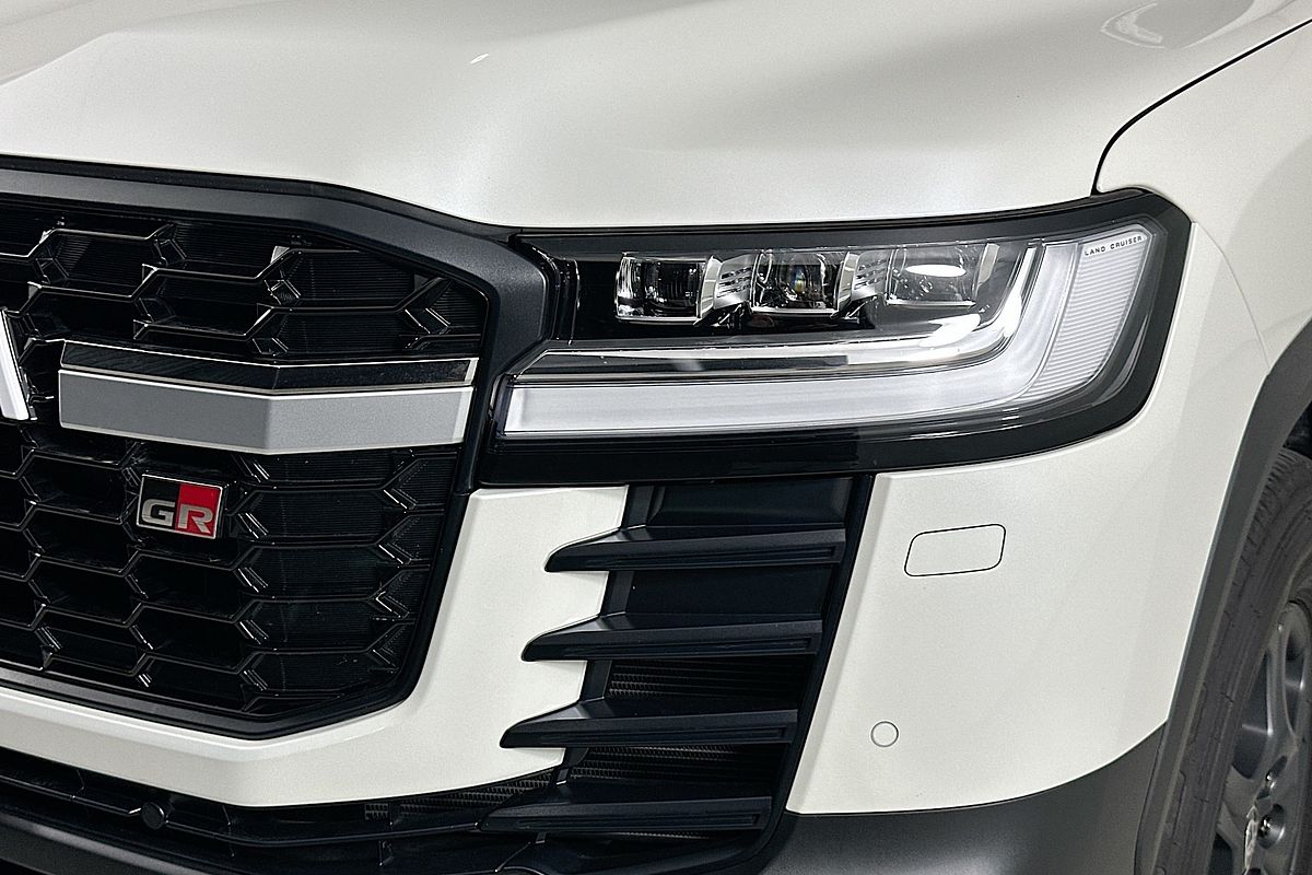 2023 Toyota Landcruiser LC300 GR-S (4x4) FJA300R